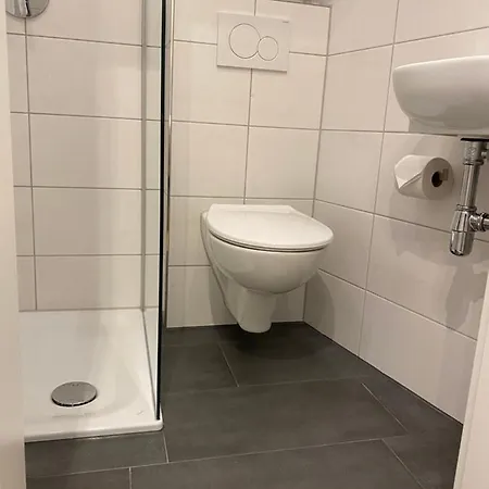 Business-Apartment Braun Abstatt Buitenkant foto