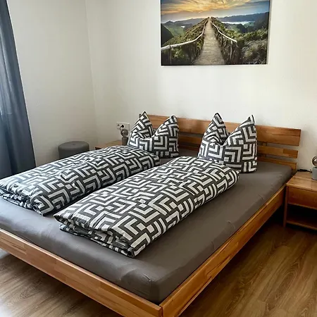 Business-Apartment Braun Abstatt Buitenkant foto